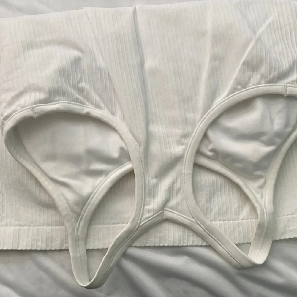 Women’s Ribbed White Workout Top - Picture 3 of 4